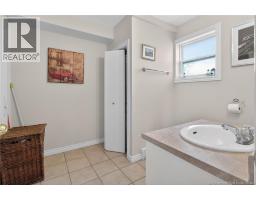 17 Cedar Street, Moncton, NB E1C7L1 Photo 2