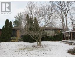 Dining room - 5280 Woodhaven Drive, Burlington, ON L7L3T4 Photo 2