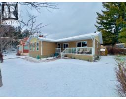 4pc Bathroom - 7605 29 Avenue, Coleman, AB T0K0M0 Photo 2