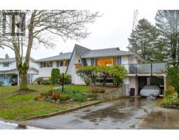 Laundry room - 7227 Seabrook Rd, Central Saanich, BC V8M1M5 Photo 3