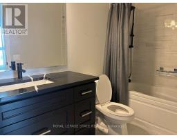 Kitchen - 610 50 Kaitting Trail, Oakville, ON L6M5N3 Photo 4