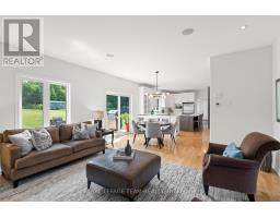 117 Lady Lochead Lane, Image 2