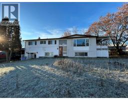 Full bathroom - 7083 Donaldson Drive, Grand Forks, BC V0H1H0 Photo 5