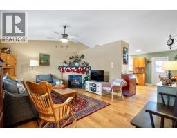 Kitchen - 2103 27 Avenue, Nanton, AB T0L1R0 Photo 4