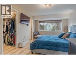 Bedroom - 3921 Grandview Drive, Castlegar, BC V1N4X9 Photo 4
