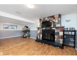 Dining room - 145 Plum Cr, Wetaskiwin, AB T9A2R9 Photo 2