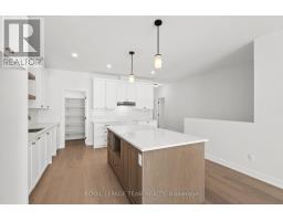 Kitchen - 1051 Moore Street, Brockville, ON K6V0H1 Photo 3