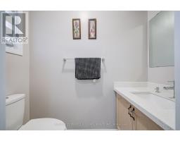 Living room - 72 Zia Dodda Crescent, Brampton, ON L6P1J4 Photo 3