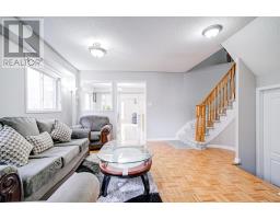 Family room - 72 Zia Dodda Crescent, Brampton, ON L6P1J4 Photo 5