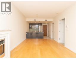 803 162 Victory Ship Way, North Vancouver, BC V7L0B4 Photo 4