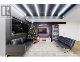 32 Stoffel Drive, Toronto, ON M9W1A8 Photo 5