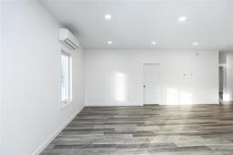 Living room - 3 12 Road N, Roseau River, MB R0A1P0 Photo 3