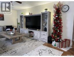 Primary Bedroom - 629 George Street, Estevan, SK S4A1L8 Photo 3