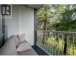 Living room - 2203 1007 Bowen Rd, Nanaimo, BC V9R2A4 Photo 4