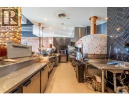 A 1 Prince Of Wales Drive, Regina, SK S4V3A3 Photo 4