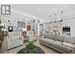 Mud room - 4 Huronic Court, Collingwood, ON L9Y5L6 Photo 5