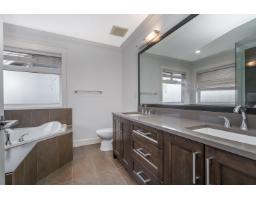 17349 1 Avenue, Surrey, BC V3S9P9 Photo 3