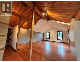 Foyer - 9209 Wallis Avenue, Wilmer, BC V0A1K5 Photo 2