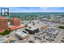 9911 Macdonald Avenue, Fort Mcmurray, AB T9H1S7 Photo 4