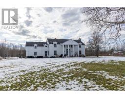 1927 Niagara Parkway, Fort Erie, ON L2A5M4 Photo 3