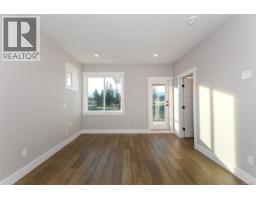 Bathroom - 3392 Rhys Rd, Courtenay, BC V9N0B7 Photo 2