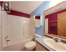 Primary Bedroom - 11 2121 Balsam Avenue, Quesnel, BC V2J5J3 Photo 5