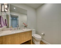 Kitchen - 9652 Benchland Drive Unit 306, Lake Country, BC V4V0C4 Photo 4