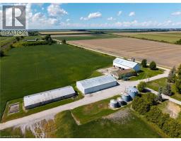 Living room - 6828 Third Line, Chatham, ON N7M5T1 Photo 4