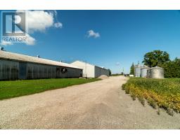 6828 Third Line Road, Chathamkent, ON N7M5T1 Photo 2