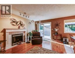 Living room - 6169 Brickyard Rd, Nanaimo, BC V9V1K3 Photo 2