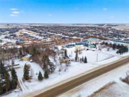 Family room - 5077 Pth 2 E Highway, Macdonald, MB R4G0B2 Photo 3