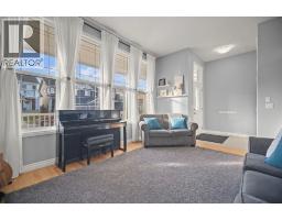 4pc Bathroom - 411 River Heights Crescent, Cochrane, AB T4C0T9 Photo 5