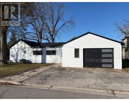 Bedroom 2 - 279 Sydenham Street E, Aylmer, ON N5H1M3 Photo 5