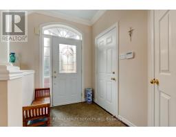 Kitchen - 47 Collingwood Avenue, Brampton, ON L7A1L7 Photo 3