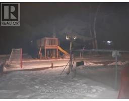 Bedroom - 9 James Street, Petawawa, ON K8H3B4 Photo 4