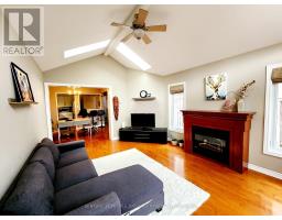 Family room - 7275 Corrine Crescent, Mississauga, ON L5N5C3 Photo 4