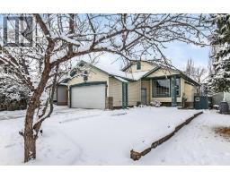 Kitchen - 13 Sheep River Link, Okotoks, AB T1S1R3 Photo 2