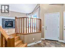 Dining room - 13 Sheep River Link, Okotoks, AB T1S1R3 Photo 3