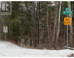 1678 Locksley Road, Laurentian Valley, ON K8A6W5 Photo 2