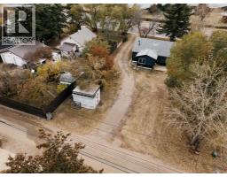 Primary Bedroom - 5910 50 Avenue, Stettler, AB T0C2L2 Photo 3