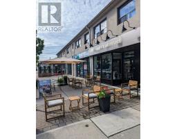 326 Kerr Street, Oakville, ON L6K3B5 Photo 3