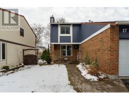 Kitchen - 17 Glaceport Avenue, Hamilton, ON L9H7E2 Photo 3