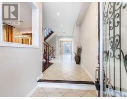 Cold room - 27 Permafrost Drive, Brampton, ON L6R3M4 Photo 4