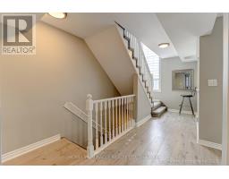 Kitchen - J 11 1657 Nash Road, Clarington, ON L1E1S8 Photo 4