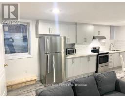 2 B 6421 Donway Drive, Mississauga, ON L5V1J4 Photo 2