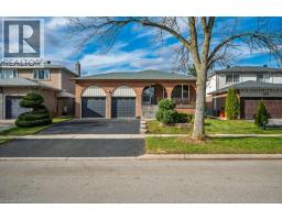 Kitchen - 2523 Waterford Street, Oakville, ON L6L5E5 Photo 2
