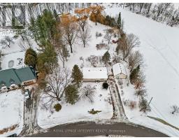 Living room - 1160 Barnett Drive, Ottawa, ON K4C1C7 Photo 3