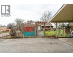 Bedroom - 5207 Alain Road, Vernon, BC V1B3K6 Photo 4