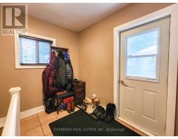 Kitchen - 123 Picadilly Circle, Iroquois Falls, ON P0K1E0 Photo 2