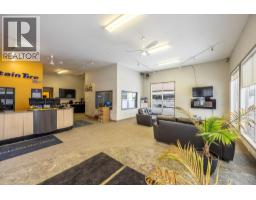 1025 10th Avenue, Golden, BC V0A1H0 Photo 5